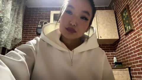 Emma online show from November 13, 1:10 pm