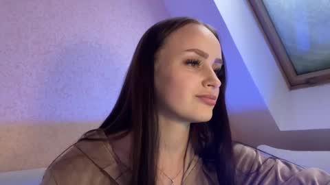 desiree_perhaps online show from February 23, 1:32 pm