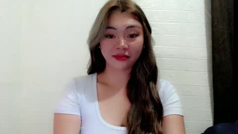 Snapshot of destinyroxie chatting on October 19, 11:56 am ROXIE  online show from October 19, 11:56 am