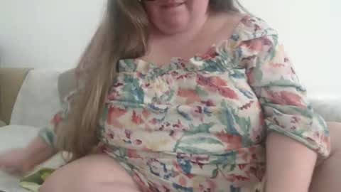 DevilsChick -- OF  online show from March 2, 1:18 pm