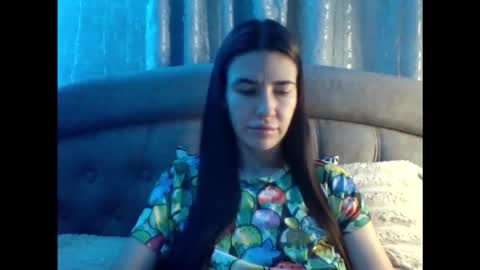 Diamond Dana online show from December 15, 1:00 am