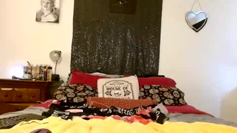 DiamondMonroeXo online show from February 4, 4:18 pm