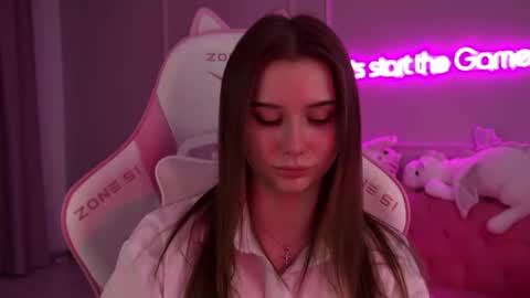 Diana online show from February 22, 4:40 am