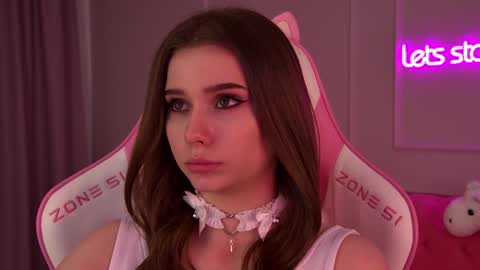 Diana online show from February 3, 7:00 pm