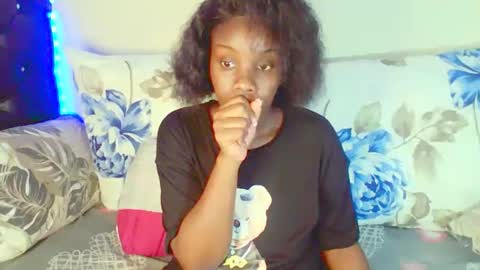 Snapshot of dinnydakrazx chatting on September 14, 1:42 pm dinnydakrazx online show from September 14, 1:42 pm