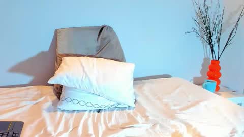 Karla  online show from October 11, 3:59 pm