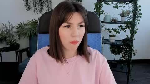 Di online show from February 6, 9:01 am