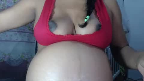 Snapshot of dirtiplay chatting on December 13, 12:31 am dirtiplay online show from December 13, 12:31 am