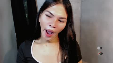 Snapshot of dixie_cutie chatting on October 17, 7:44 am Dixie online show from October 17, 7:44 am