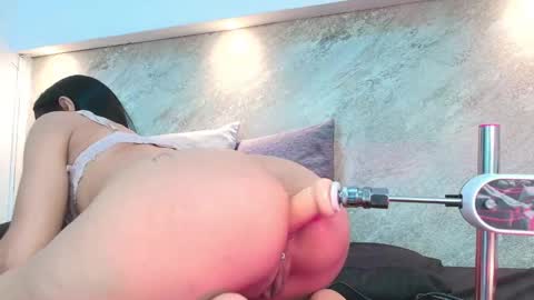 Sofia  online show from October 9, 2:10 pm