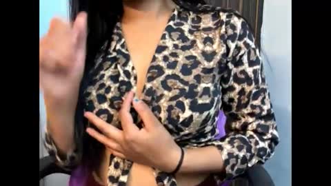 dollmeenu online show from February 9, 4:42 pm