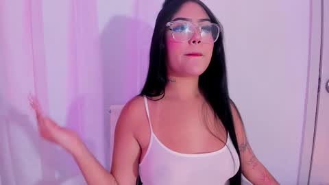 Dollsweety online show from November 22, 1:30 am