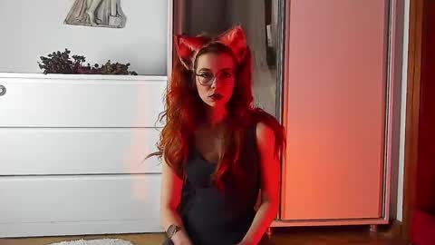 Dolores Sage online show from May 11, 5:43 pm