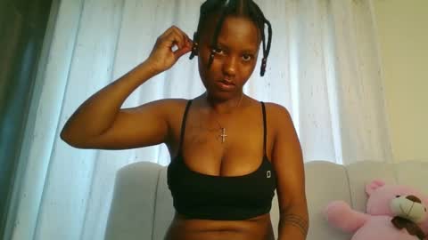 Amarie noels online show from December 21, 10:52 am