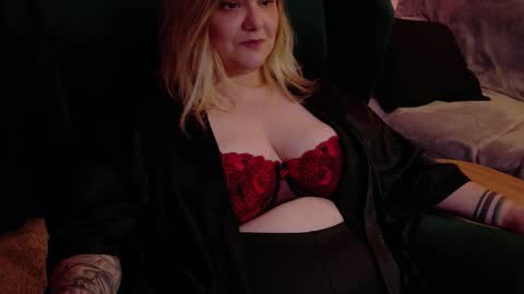 SADE online show from October 24, 8:38 pm