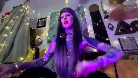 Snapshot of dominatrixmars chatting on January 1, 1:26 am Dominatrix Esther Mars online show from January 1, 1:26 am