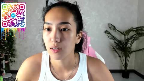Snapshot of donnaa_drew chatting on September 9, 3:50 am Aura online show from September 9, 3:50 am