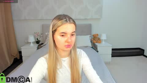 Donna On GMT2 Mon-Fri 3-9 AM online show from April 2, 12:30 am