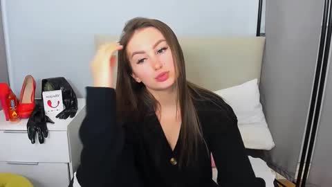 DonnaSensual online show from November 22, 6:43 pm