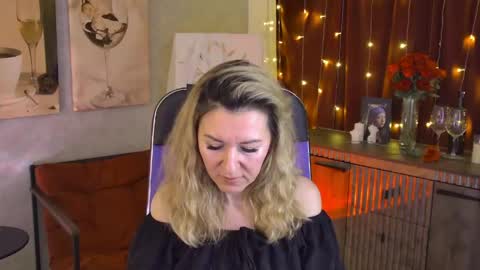 Donna online show from April 22, 2:52 am