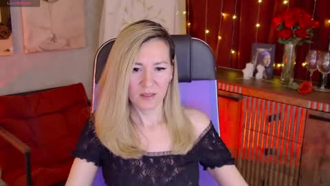 Donna online show from April 23, 7:16 pm