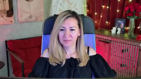 Donna online show from April 23, 2:52 am