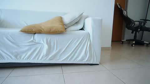 Donatella online show from March 11, 11:47 am