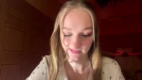 Anika online show from March 5, 4:25 pm