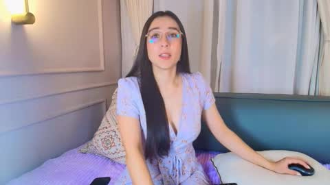 dorothy_valerisse online show from March 19, 10:52 am