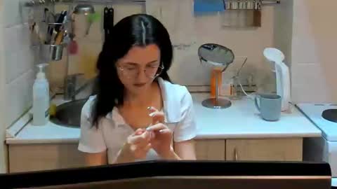 Snapshot of dorotty_ chatting on January 27, 12:33 am Your Dorotty online show from January 27, 12:33 am
