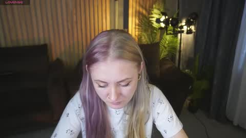 Lina online show from April 14, 6:02 am