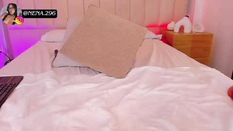 N E N A  online show from November 22, 9:28 pm