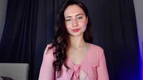 Nicole online show from January 18, 2:44 pm