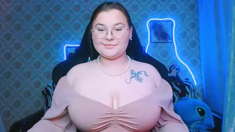 dreamforyoue2 online show from September 24, 9:03 pm