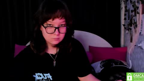 Snapshot of dreamgirllove chatting on October 20, 9:07 pm Billy online show from October 20, 9:07 pm