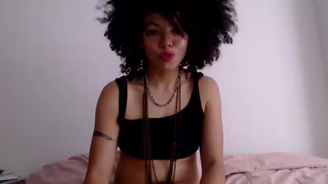 DreamyLatina online show from January 23, 12:30 pm