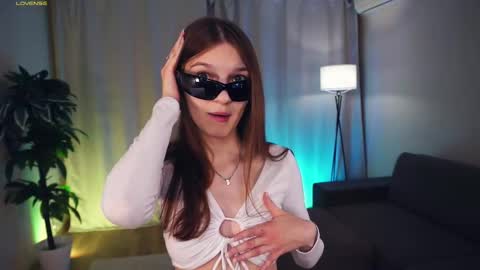 Polly day and Amelia night online show from March 12, 6:18 am