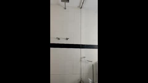 dulce_isabel_ online show from April 13, 3:41 am