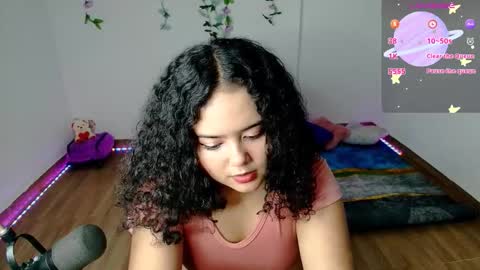 Snapshot of dulce_julieta_ chatting on March 11, 7:03 pm Dulce online show from March 11, 7:03 pm