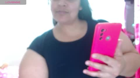 dulce online show from February 3, 2:53 am