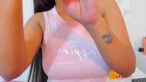 Dulce online show from November 11, 7:44 pm