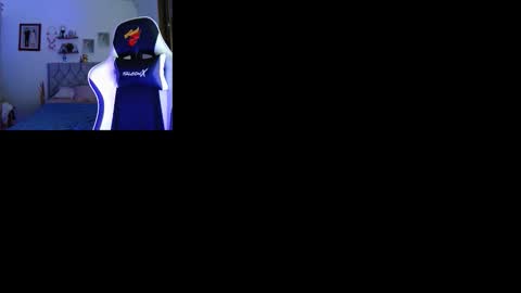 dulcek27 online show from March 17, 1:53 am