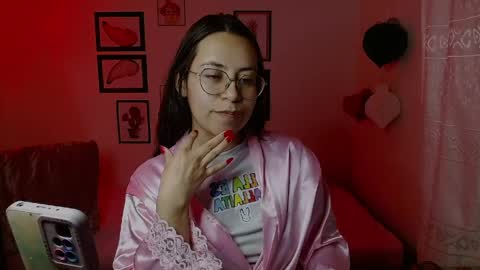 Dulce online show from April 12, 8:28 am