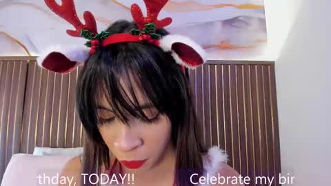 Call me Sofia online show from December 13, 9:10 pm