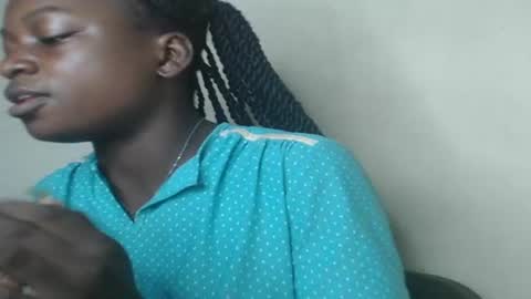 eatuupx online show from January 26, 12:58 am