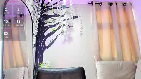      online show from November 17, 12:28 pm