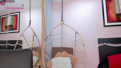      online show from April 22, 12:13 pm