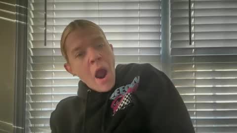 americnbarbie online show from November 5, 12:43 pm