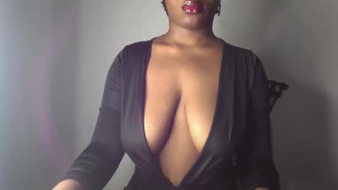 delilah online show from December 20, 4:09 am