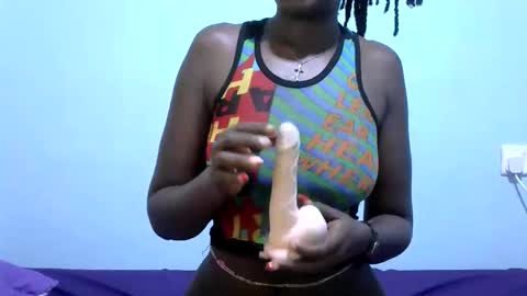 ebonybloom01 online show from April 12, 1:08 am